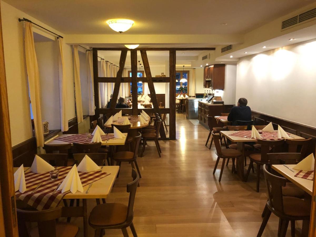 Gasthaus Adler Констанц Экстерьер фото